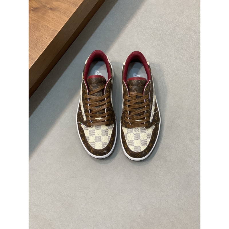 l**is V*t*n sneakers